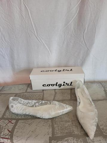 Gave doorzichtige wit kanten ballerina's. Mt 36-41. Coolgirl beschikbaar voor biedingen