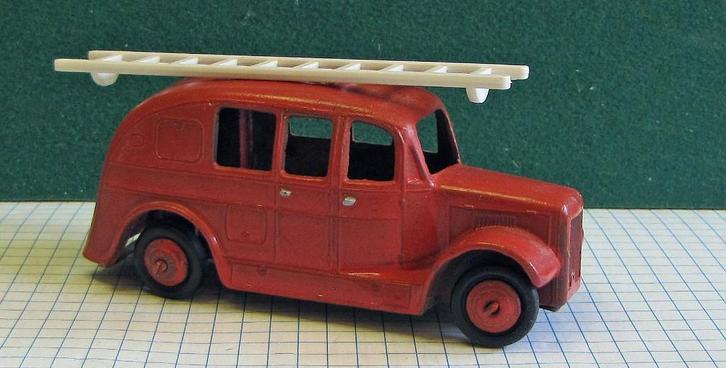 Dinky Toys Brandweerauto uit 1950, Hobby en Vrije tijd, Modelauto's | 1:43, Gebruikt, Auto, Dinky Toys, Ophalen