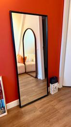 Spiegel groot / passpiegel zwart mooi / staand of liggend, Huis en Inrichting, Woonaccessoires | Spiegels, Ophalen, Zo goed als nieuw