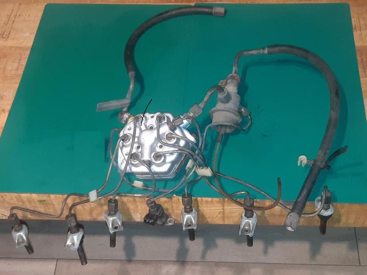 MERCEDES K-JETRONIC PARTS W124 W126 W116 W126 300E M103.98x, Auto-onderdelen, Brandstofsystemen, Mercedes-Benz, Oldtimer onderdelen