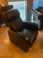 Zwarte leren fauteuil, Huis en Inrichting, Fauteuils, Ophalen, Gebruikt, 50 tot 75 cm, Leer