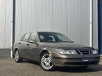 Saab 9-5 2.0t Linear | Lage km stand! | (bj 2003, automaat), Auto's, Saab, Zwart, 4 cilinders, Leder en Stof, 10 km/l
