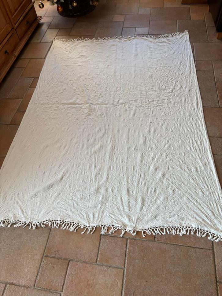 Katoenen sprei met franjes, Huis en Inrichting, Woonaccessoires | Plaids en Woondekens, Zo goed als nieuw, Ophalen of Verzenden