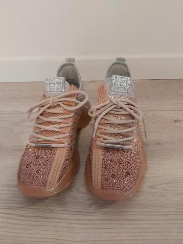 Steve Madden Mistica sneakers blush silver 39 beschikbaar voor biedingen