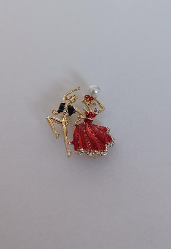 Danspaar broche, Sieraden, Tassen en Uiterlijk, Broches, Nieuw, Overige materialen, Overige kleuren, 4 tot 7 cm, Met strass, Ophalen of Verzenden