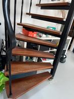 Wentel trap, Doe-het-zelf en Verbouw, Ladders en Trappen, Ophalen, Gebruikt, Trap, 2 tot 4 meter