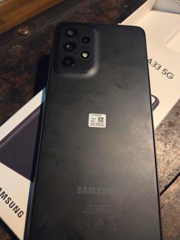 Zwarte Samsung Galaxy A33 5G met 128GB opslag beschikbaar voor biedingen