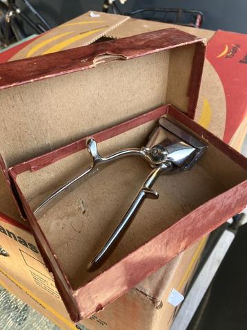Vintage hand tondeuse beschikbaar voor biedingen