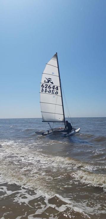 Catamaran Hobie 14 beschikbaar voor biedingen