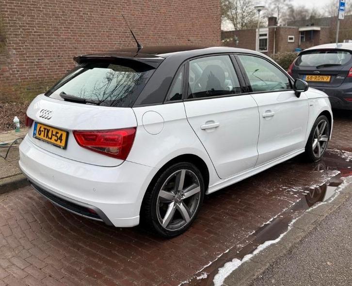 Audi A1 1.2 Tfsi 63KW SB 2014 Wit, Auto's, Audi, Particulier, A1, Benzine, B, Hatchback, Handgeschakeld, Origineel Nederlands