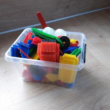 Bakje Nopper blokken beschikbaar voor biedingen