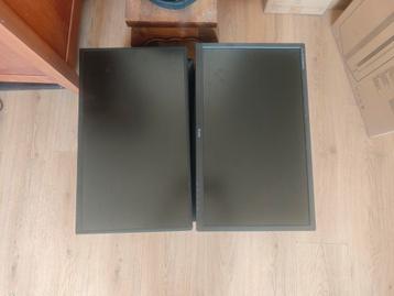 12x Iiyama monitoren zonder standaard. 24 Inch beschikbaar voor biedingen
