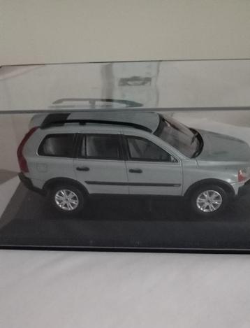 Schaal auto volvo xc90 beschikbaar voor biedingen