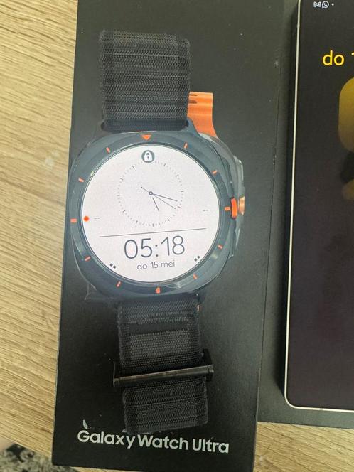 Galaxy Watch Ultra zo goed als nieuw. MOET WEG!, Sieraden, Tassen en Uiterlijk, Smartwatches, Zo goed als nieuw, Android, Zwart