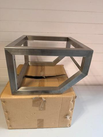 RvS wastafelonderstel wastafel onderstel beschikbaar voor biedingen