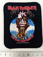 IRON MAIDEN the evil that.. zeldzame vintage 1988 patch 74, Verzamelen, Verzenden, Nieuw, Kleding