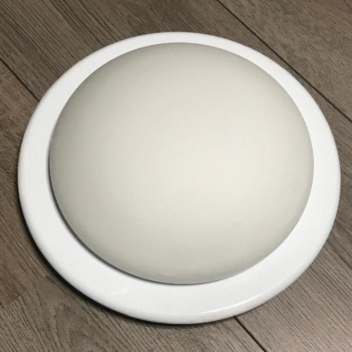 Plafonniere / Plafondlamp Lamp ø26 cm + Wit melkglas, Huis en Inrichting, Lampen | Plafondlampen, Zo goed als nieuw, Glas, Metaal
