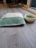 Kussen met mandje, Ophalen of Verzenden, Nieuw, Vierkant