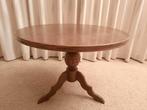 Ronde salontafel: eiken en gedraaide voet, Antiek en Kunst, Ophalen