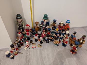 Grote verzameling rookmannetjes en kerstversiering vintage beschikbaar voor biedingen