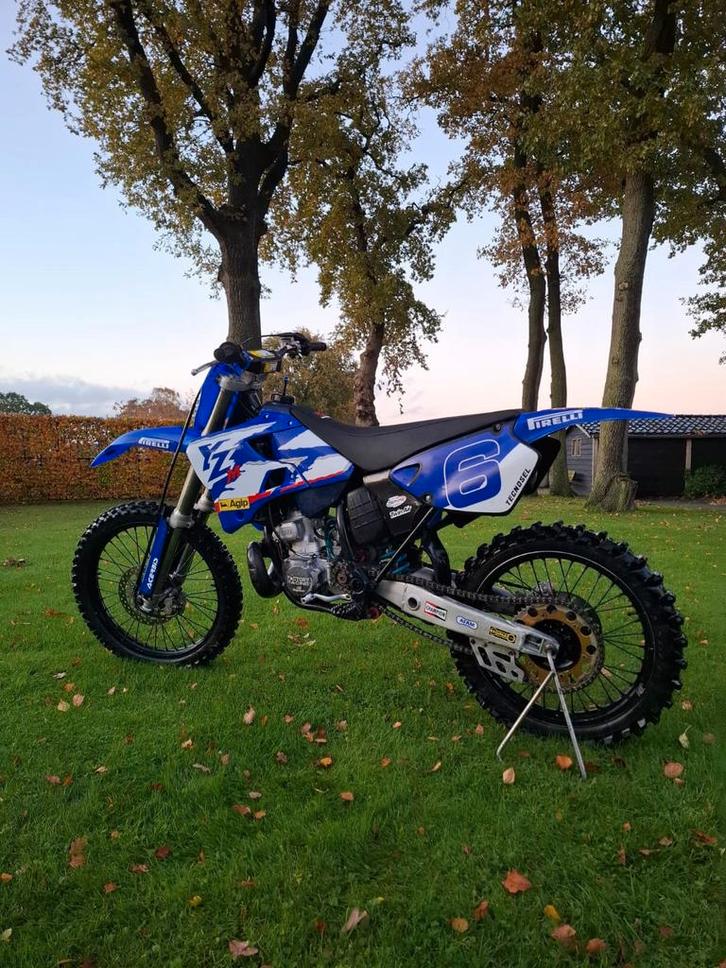 Yamaha yz 250 2 takt, Fietsen en Brommers, Brommers | Crossbrommers, Zo goed als nieuw, Yamaha, Ophalen
