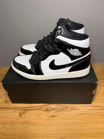 Jordan 1 Mid Carbon Fiber - Maat 41 beschikbaar voor biedingen