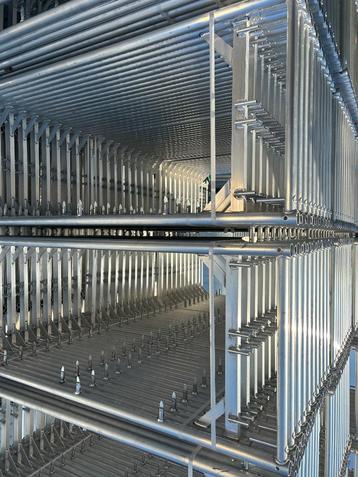 Nieuwe gevelsteiger Alu Plettac | 400 m² | Snelle levering beschikbaar voor biedingen