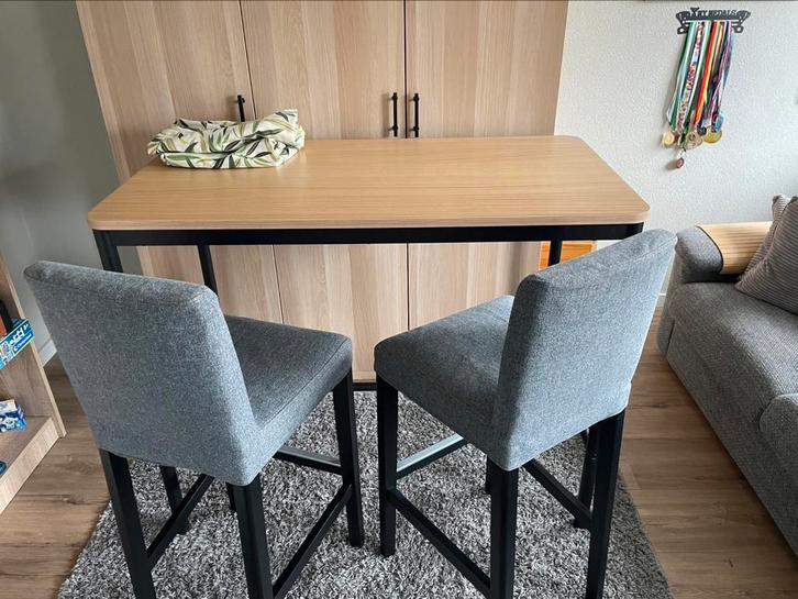 Tommaryd bartafel (hoog buro) van Ikea, Huis en Inrichting, Tafels | Eettafels, Zo goed als nieuw, 50 tot 100 cm, 100 tot 150 cm