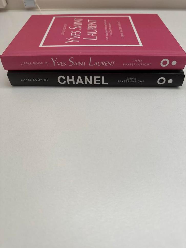 Designer Boeken: Yves Saint Laurent & Chanel, Boeken, Film, Tv en Media, Zo goed als nieuw, Personen, Ophalen of Verzenden
