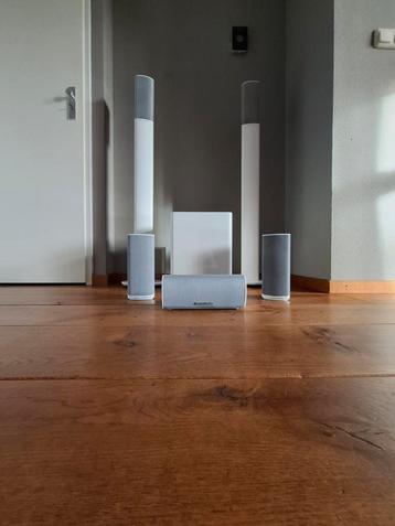 Harman Kardon surround set 5.1 beschikbaar voor biedingen