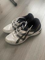 Asics indoor schoenen, Asics, Ophalen of Verzenden, Wit, Zo goed als nieuw