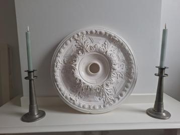 Plafond ornament/ Rozet van hardschuim  (1) beschikbaar voor biedingen
