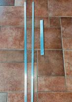 Aluminium strippen. (Stukken), Doe-het-zelf en Verbouw, Plinten en Afwerking, Overige materialen, Gebruikt, Lijsten, Ophalen of Verzenden