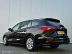 FORD FOCUS WAGON 1.5 ECOBLUE TITANIUM/KEYLESS/TREKHAAK/CAMER, Gebruikt, Euro 6, 4 cilinders, Zwart
