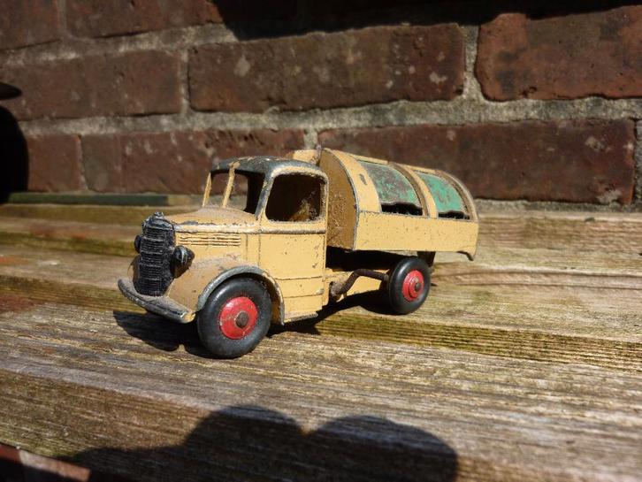 dinky toys vuilniswagen bedford no.252, Antiek en Kunst, Antiek | Speelgoed, Ophalen of Verzenden