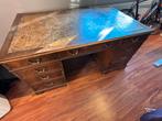 Klassiek houten bureau met lederen blad, Ophalen, Gebruikt, Bureau