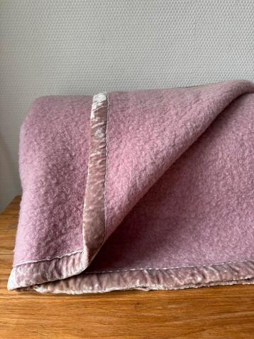 Dik Vintage Lila Wollen Woondeken, Plaid, Deken, Wol beschikbaar voor biedingen