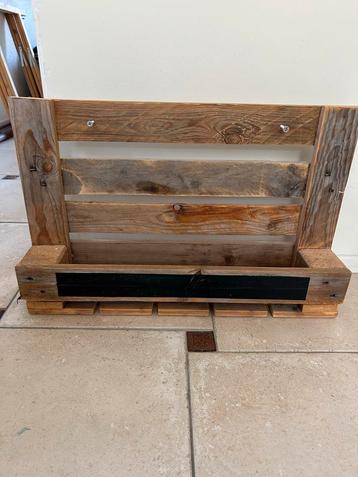Houten Flessenrek Keuken beschikbaar voor biedingen
