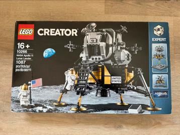 NASA Apollo 11 Lunar Lander 10266 beschikbaar voor biedingen