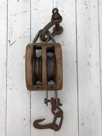 Oude katrol, Antiek en Kunst, Antiek | Gereedschap en Instrumenten, Ophalen of Verzenden