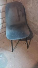 Twee stoelen, Ophalen, Zo goed als nieuw, Twee
