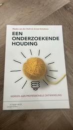 Maaike van den Herik - Een onderzoekende houding, Maaike van den Herik; Arnout Schuitema, Ophalen of Verzenden, Zo goed als nieuw