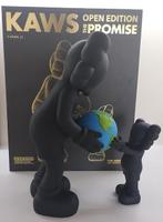 KAWS the promise - black, Antiek en Kunst, Kunst | Designobjecten, Ophalen
