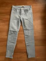 Licht blauwe broek W30 L30, Kleding | Dames, Spijkerbroeken en Jeans, Ophalen of Verzenden, Zo goed als nieuw, Blauw, W30 - W32 (confectie 38/40)