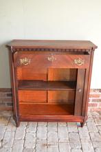 Prachtige antieke mahonie halkast, dressoir met jaloeziedeur, Antiek en Kunst, Antiek | Meubels | Kasten, Verzenden