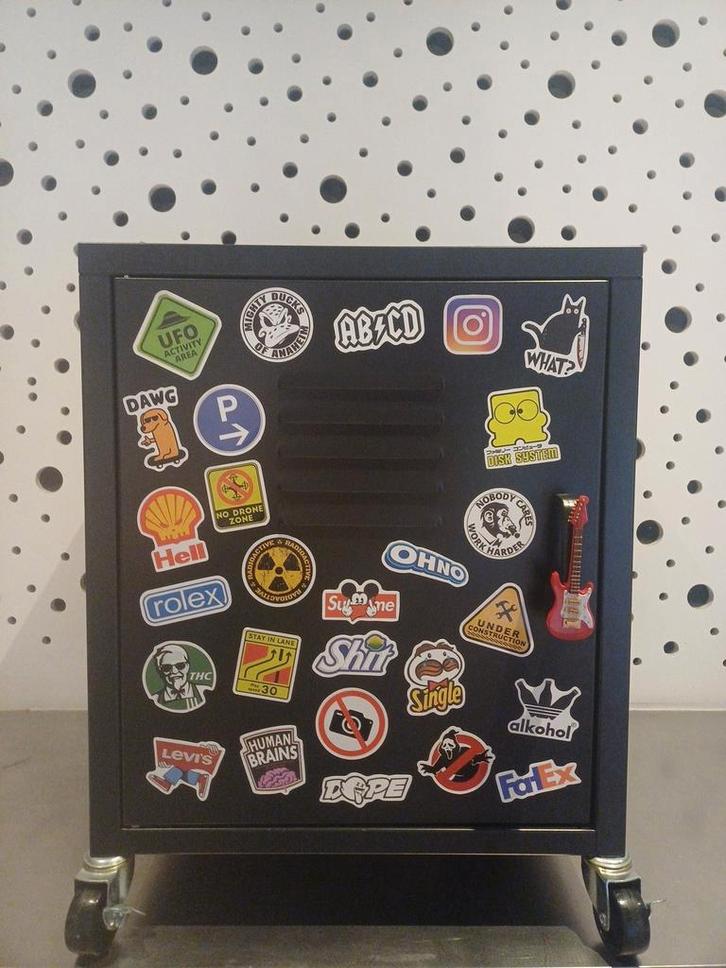 LockerKastje, stickers, verschillend LED licht urban style, Huis en Inrichting, Kasten | Lockerkasten, Gebruikt, Ophalen