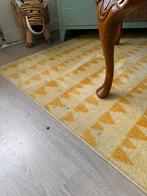 Geel kinderkamer vloerkleed, Huis en Inrichting, Stoffering | Tapijten en Kleden, Ophalen, Gebruikt, Rechthoekig