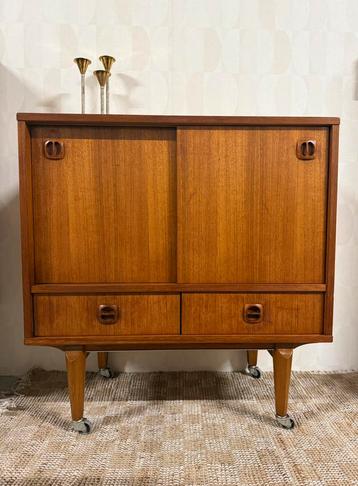 Vintage teak wandkast Deens design retro opbergkast tvmeubel beschikbaar voor biedingen