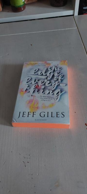 The edge of everything jeff giles  beschikbaar voor biedingen
