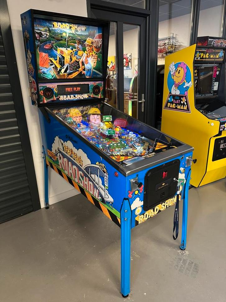 Prachtige flipperkast Williams Road Show Pinball Widebody, Verzamelen, Automaten | Flipperkasten, Gebruikt, Dot-matrix, Flipperkast